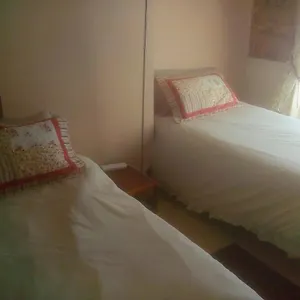 The Principality 2 Singles Bedroom Homestay Cardiff